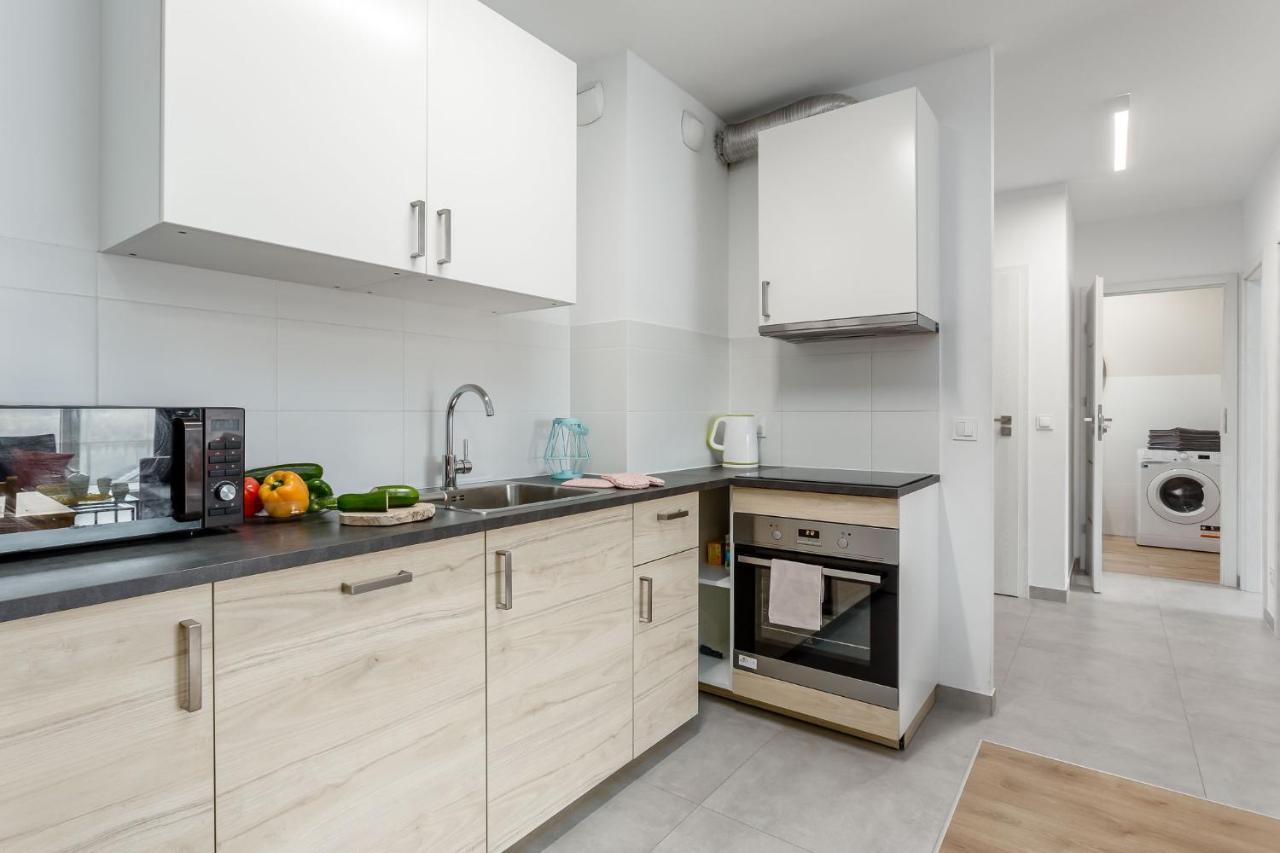 Chill Apartments Marywilska Varşova Dış mekan fotoğraf