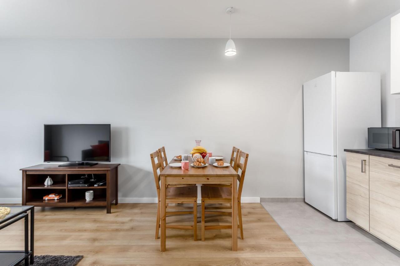 Chill Apartments Marywilska Varşova Dış mekan fotoğraf